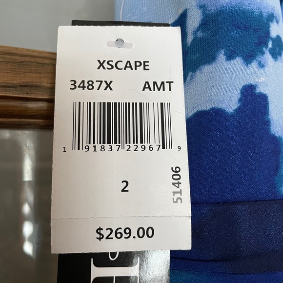 XSCAPE DRESS - Picture 4 of 5